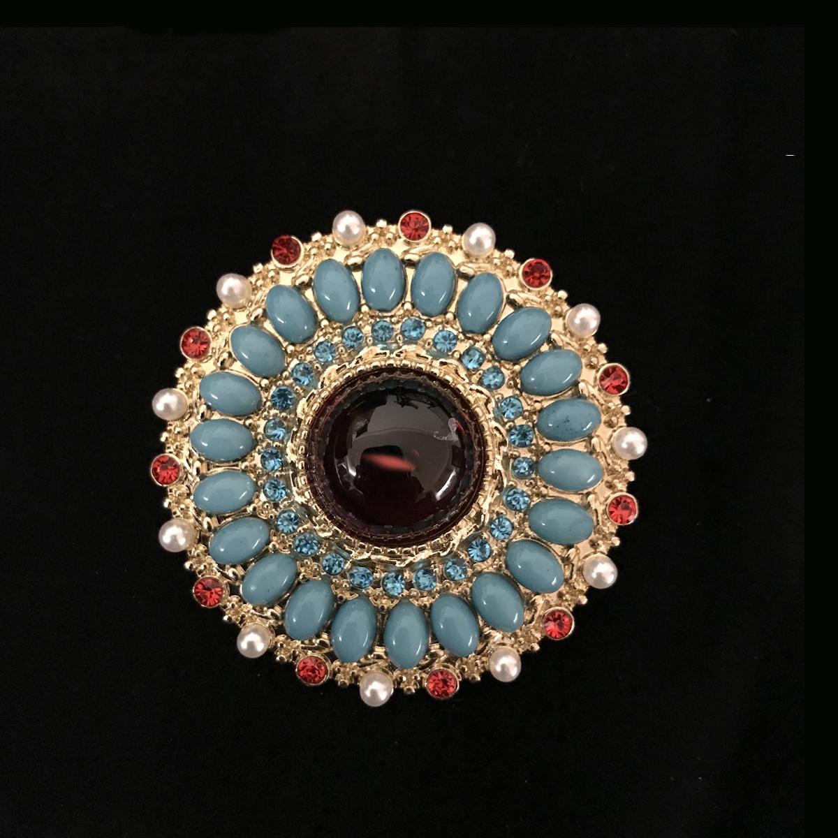 

Винтажный Дворцовый Стиль Женщины Девушки Мода Кристалл Крест Брошь Значки Дизайн Барокко Леди Банкет Вечеринка Булавка Ювелирные Изделия Пряжки