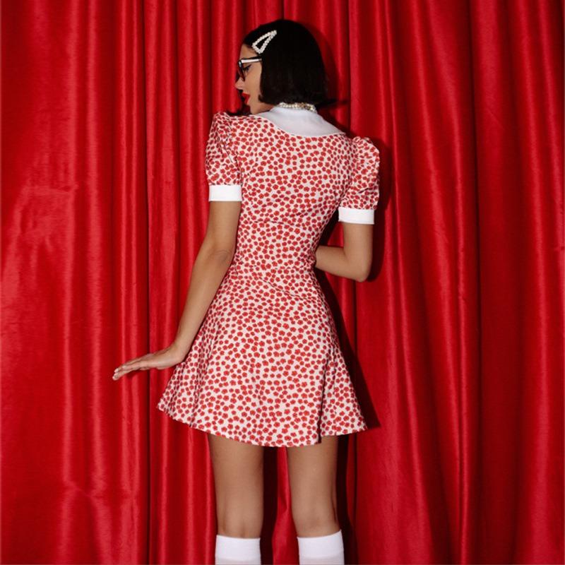 Spring and Summer Playful Cute Wind Thin Ruffled Skirt Big V-neck Chiffon  Green Flower Dress