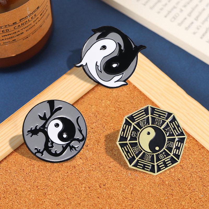 3Styles Chinese Tai Chi Pins YingYang Taiji Bagua Enamel Brooches For Taoism Lovers Bag Backpack Jewelry Accessories