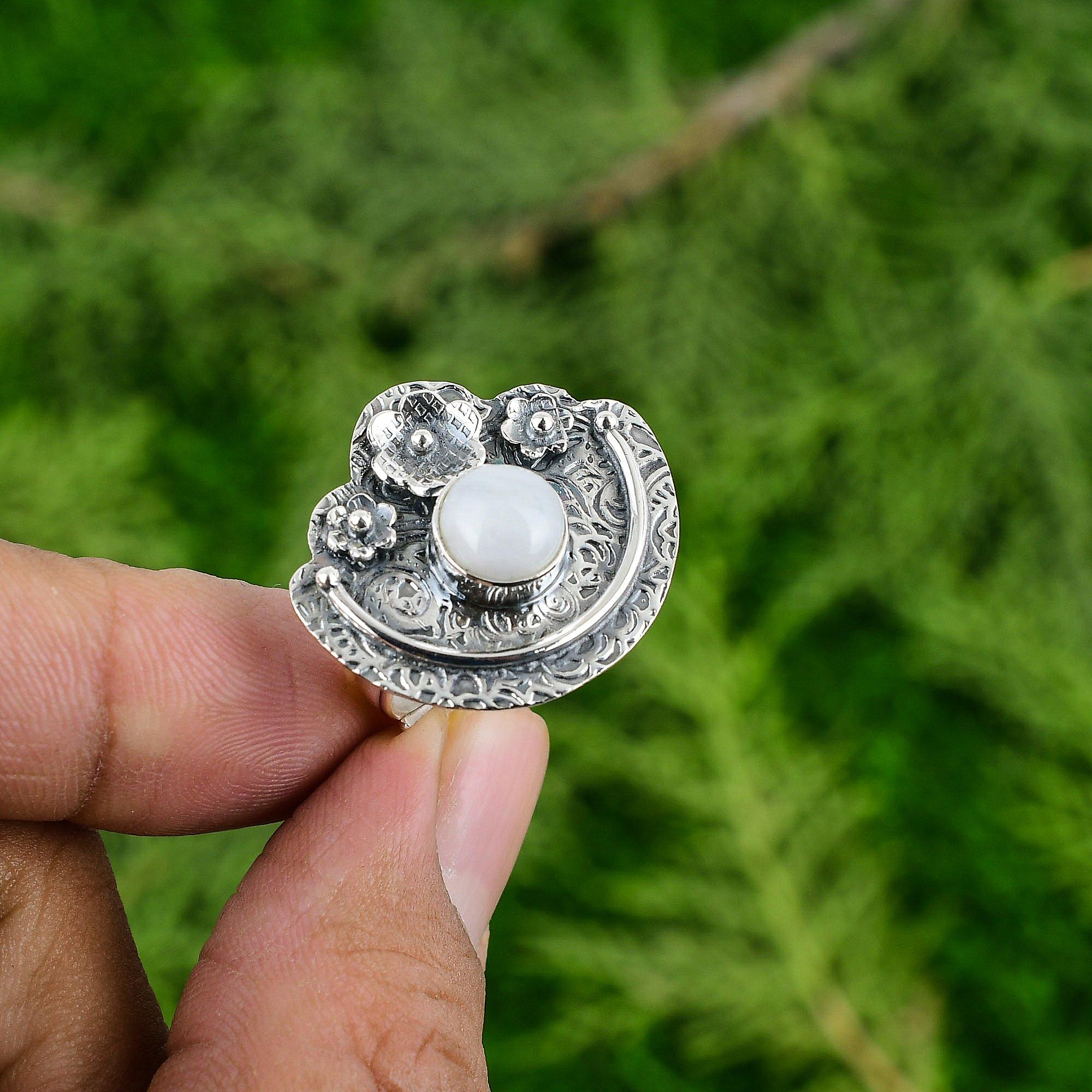 

Натуральный радужный лунный камень Кольцо-обещание Цветок Белое регулируемое кольцо Серебро 925 пробы Adjustable