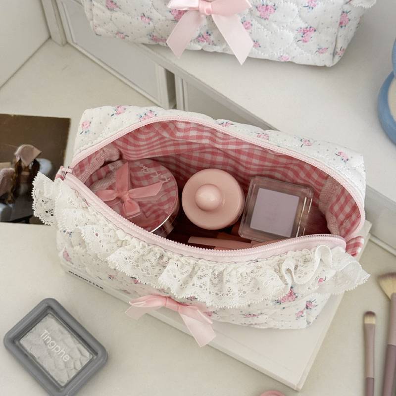 Cotton Floral Pattern With Lace Edge For Daily Use
