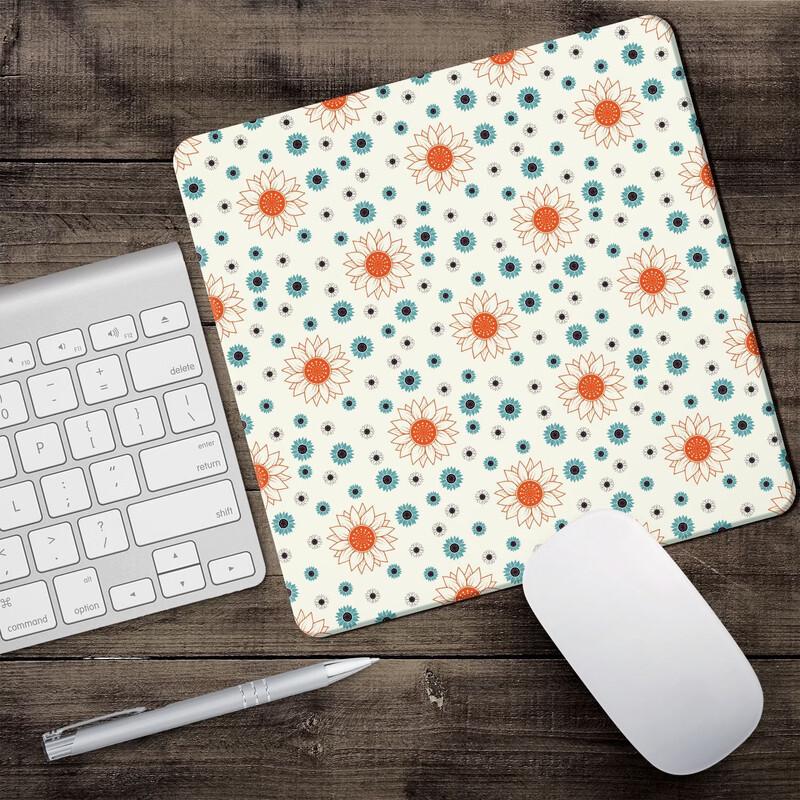 FumaiDe Small Floral Mouse Pad & Desk Mat