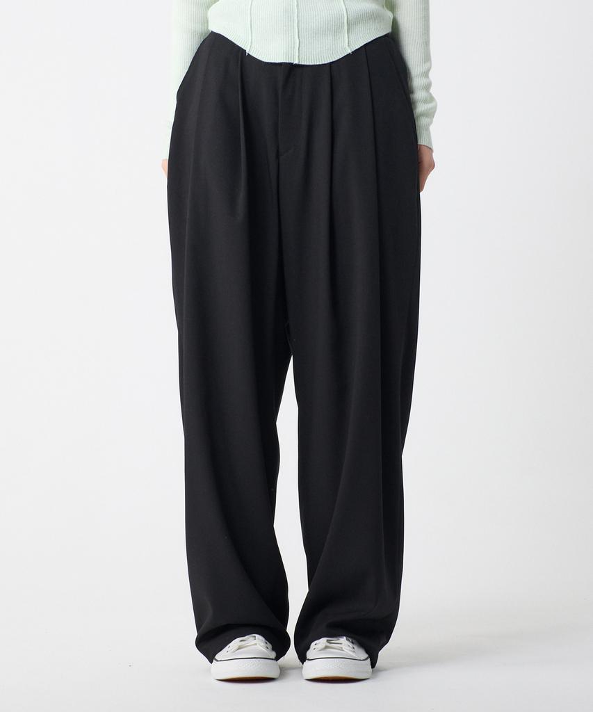 UNKNOWN PLANET Double-Pleat Wide Elastic Waist Slacks Dark Black