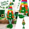 St. Figurine de Gnome Vert pour la Saint-Patrick avec et Feuilles pour Affichage de Table de Fête