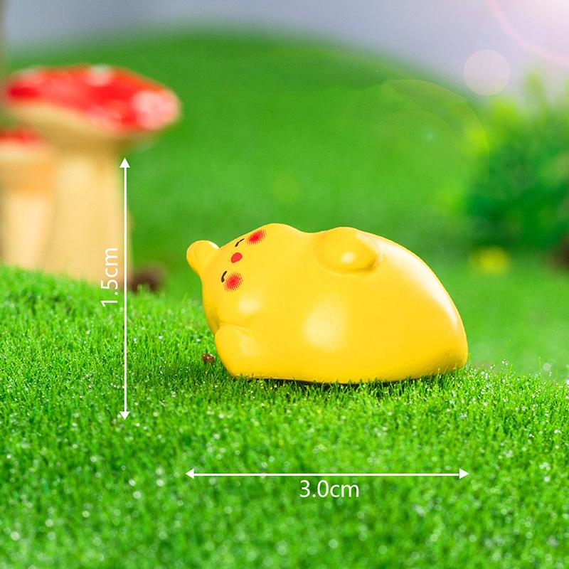 Miniatures Figurines Cute Cartoon Yellow Chicken Animal Landscape Ornaments Creative DIY Home Decorations Accessories Gifts
