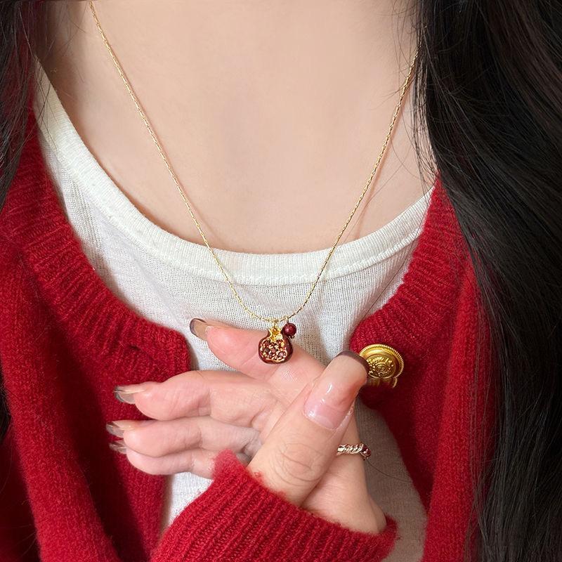 Nuova Collana Pendente Melograno Rosso alla Moda per Donna Dolce Carina Frutta Catena Clavicola Collana Charm Choker Gioielli Regalo Festa