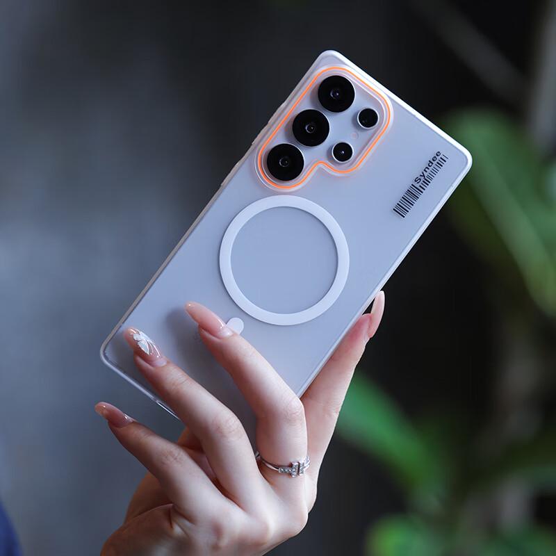 

Тонкий матовий магнітний чохол для Samsung S25 Ultra