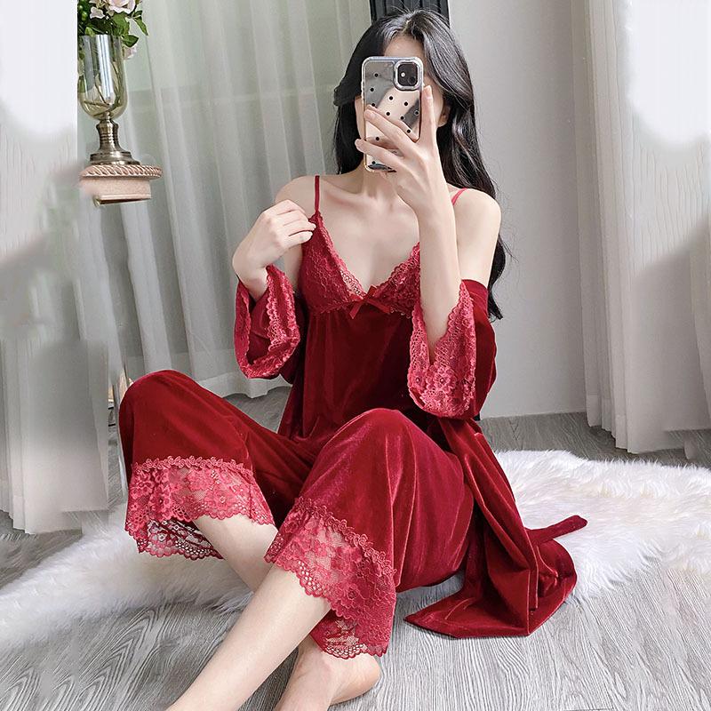 Golden velvet pajamas women's winter long-sleeved sexy lace three-piece set spring and autumn pure desire wind with chest pads loungewear