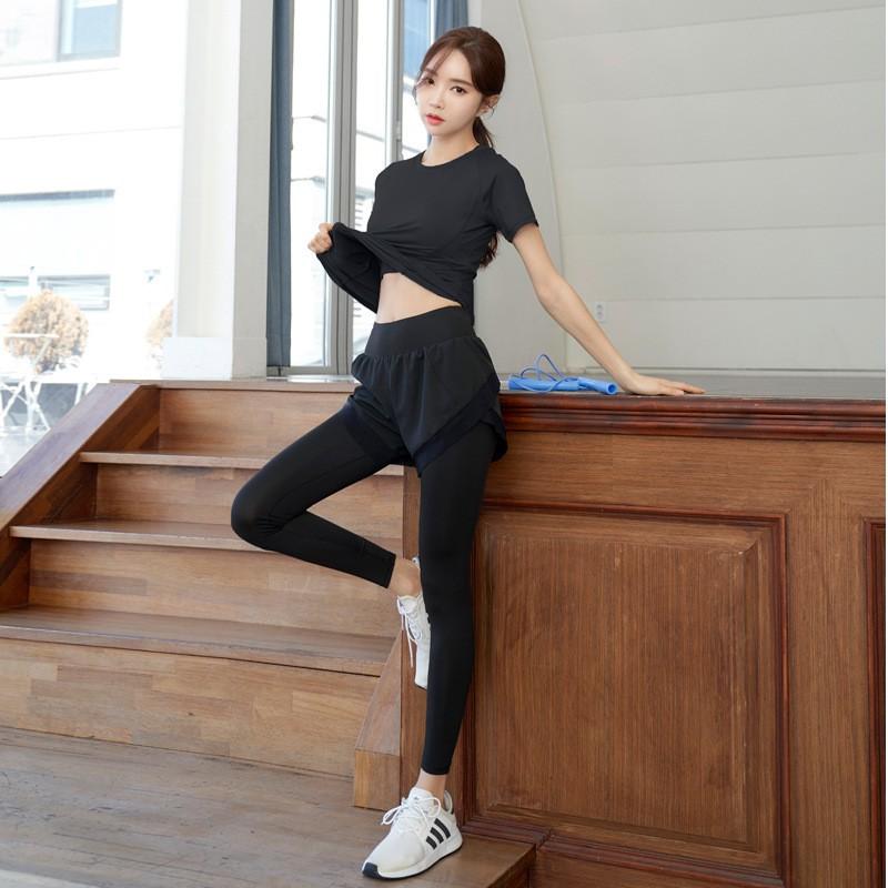 Womens Quick-Dry Yoga Set Short Sleeve Top Capri Leggings Breathable Running Fitness Sportswear