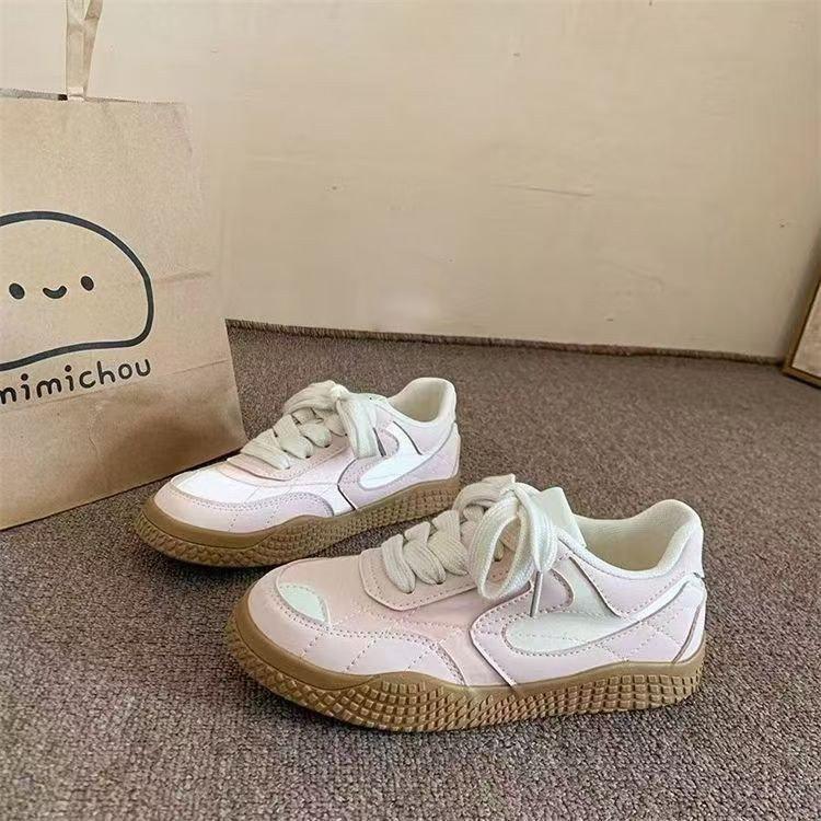 Dopamine campus niche design thick baseplate shoes women's 2025 autumn new breathable versatile little white shoes ins tide