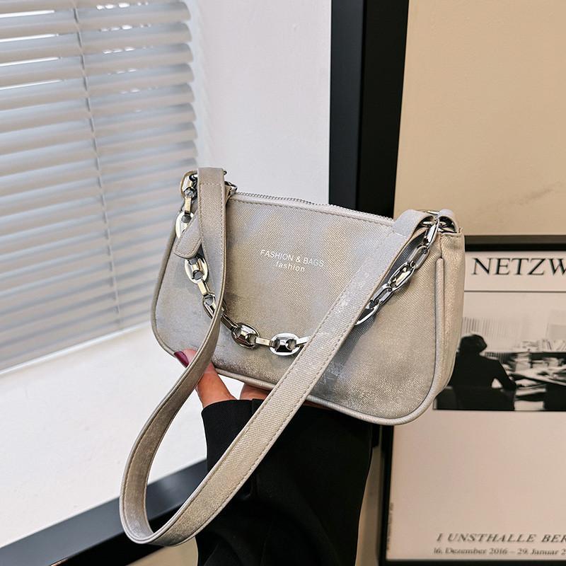 Trendy Spring 2024 Minimalist Pu Leather Shoulder Bag Fashionable Chain Crossbody Bag For Women