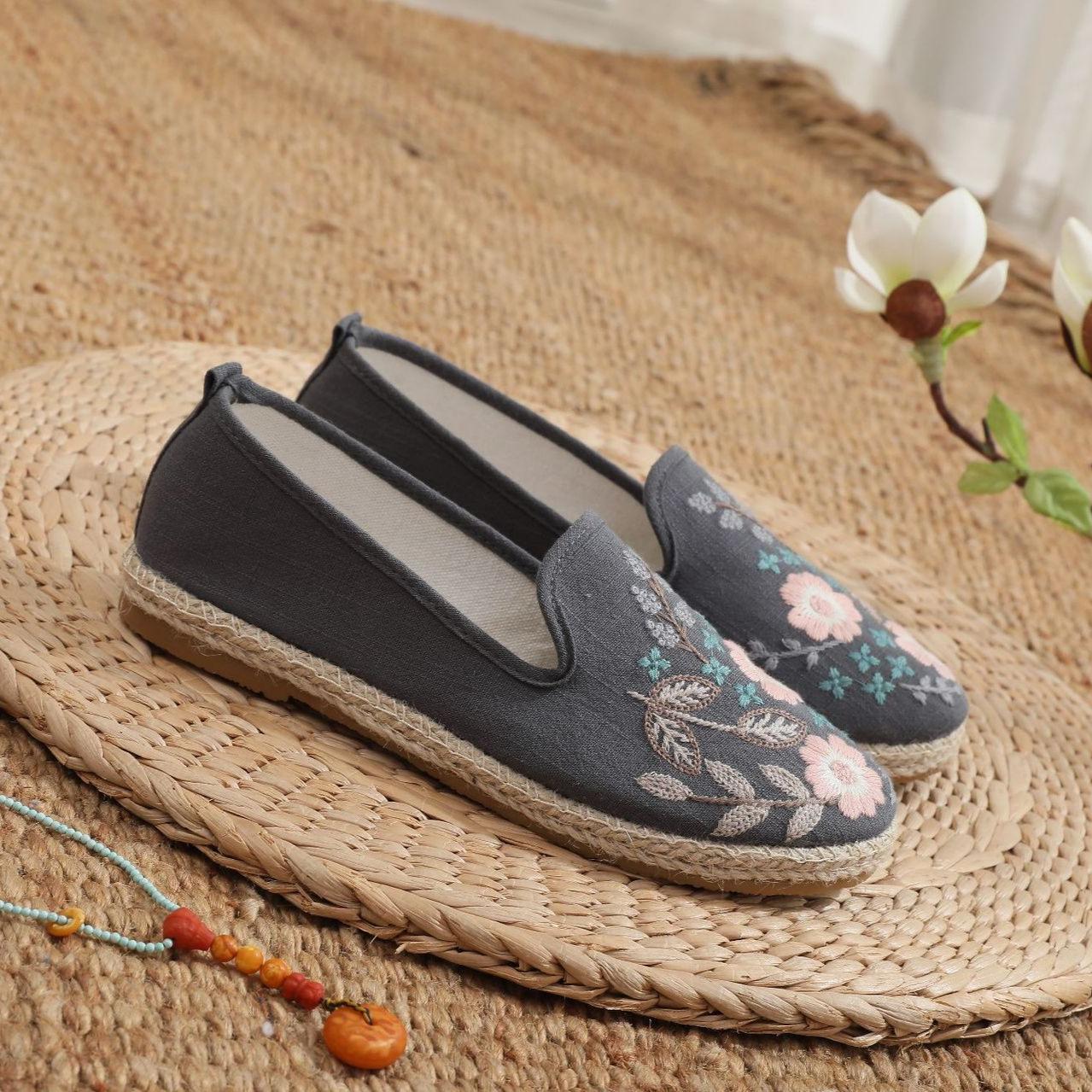 

Женские туфли без застежек, удобные легкие дорожные кроссовки, повседневные прогулочные мокасины для вождения, вышитые рабочие туфли для женщин, туфли с круглым носком 40 серый