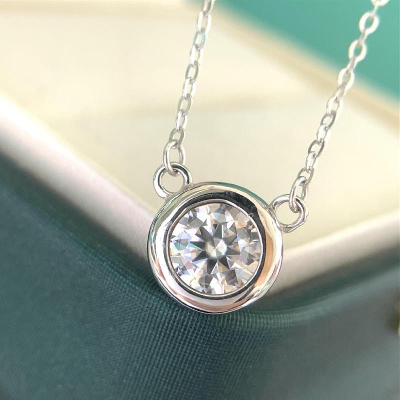 Pt950 Platinum Plated Moissanite Bubble Necklace with Round Diamond Pendant – Gift for Girls' Birthday or Valentine's Day