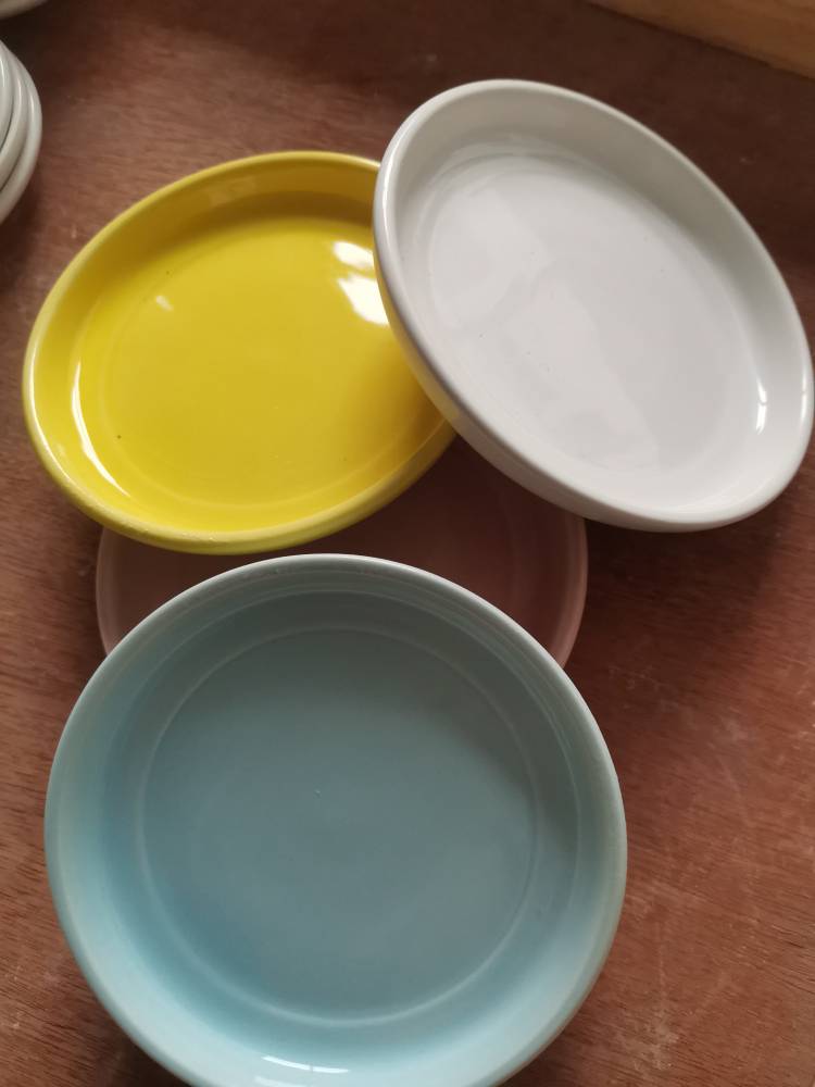 

Суккулентный горшок Керамический цветочный горшок Мультяшный милый горшечный завод Кролик Креативный цветочный горшок Настольный горшок Украшение стола Маленький орнамент