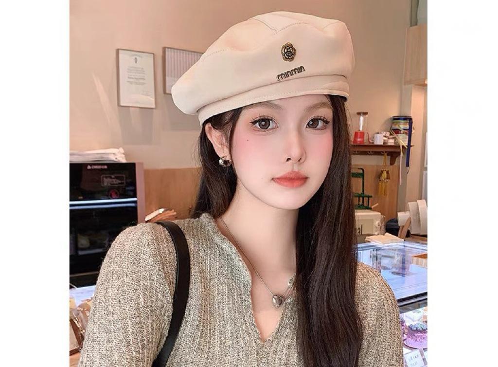 Woolen Beret Woman Shows Face Small Autumn and Winter Baby Bear Retro Cartoon Fashionable Temperament Painter Hat Woman
