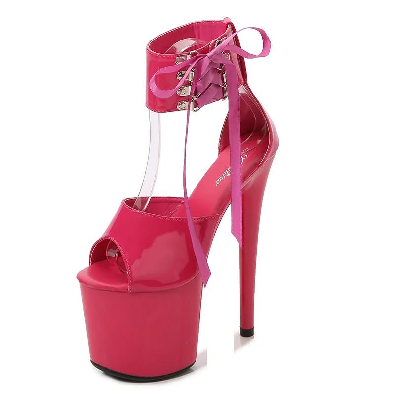 Módní lakovaná kůže 20cm extra vysoké boty na podpatku, tenké podpatky, sexy nýty, voděodolná platforma, nenáviděné nebesky vysoké ultra vysoké sandály