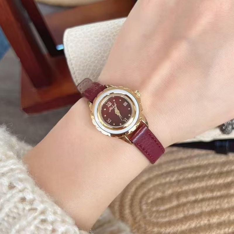 Watch Gold Angola Red Ladies Square Ladies Niche Light Luxury Retro Women'S Watch