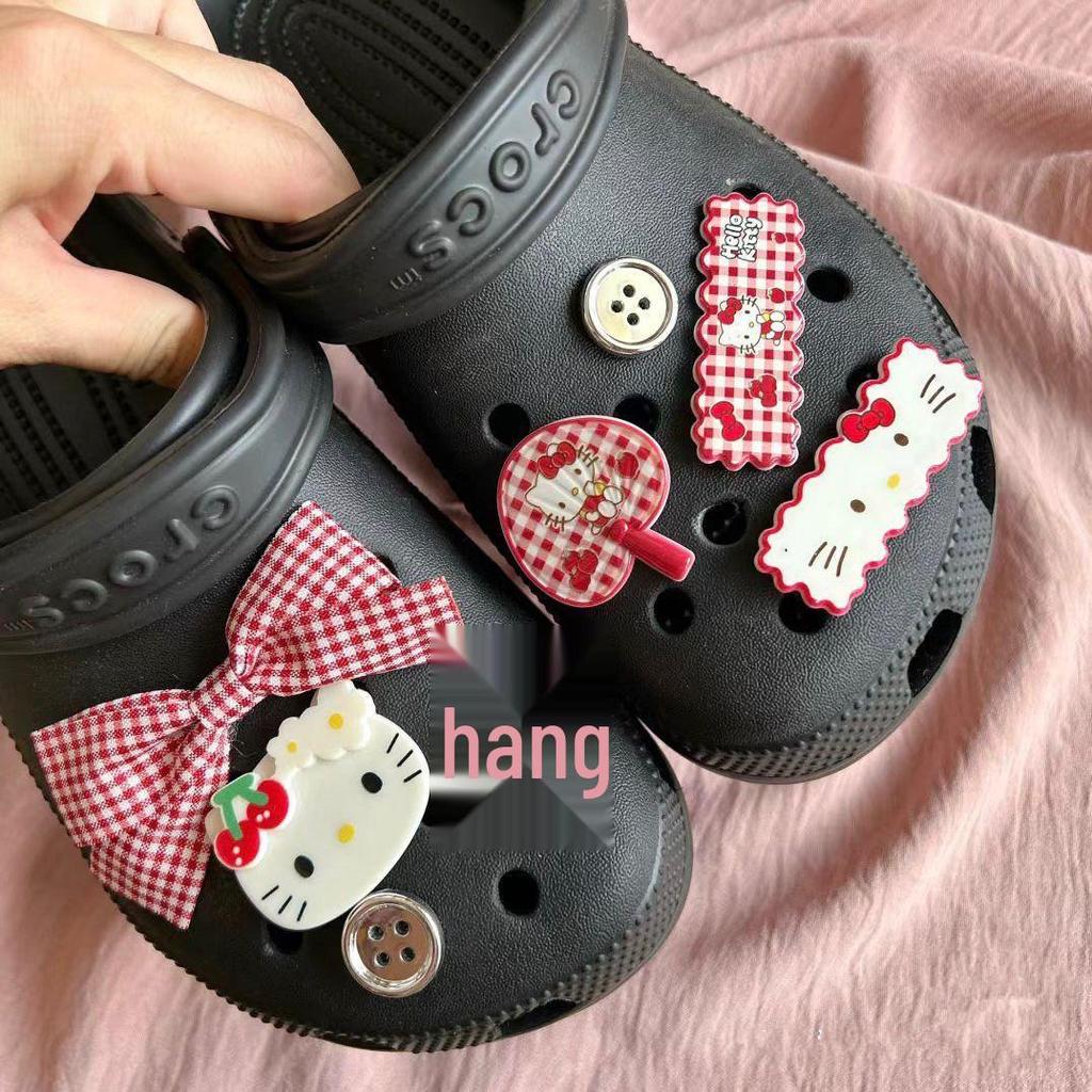 Hello Kitty Crocs Cute Cartoon Shoe Charms: DIY Detachable Decorations