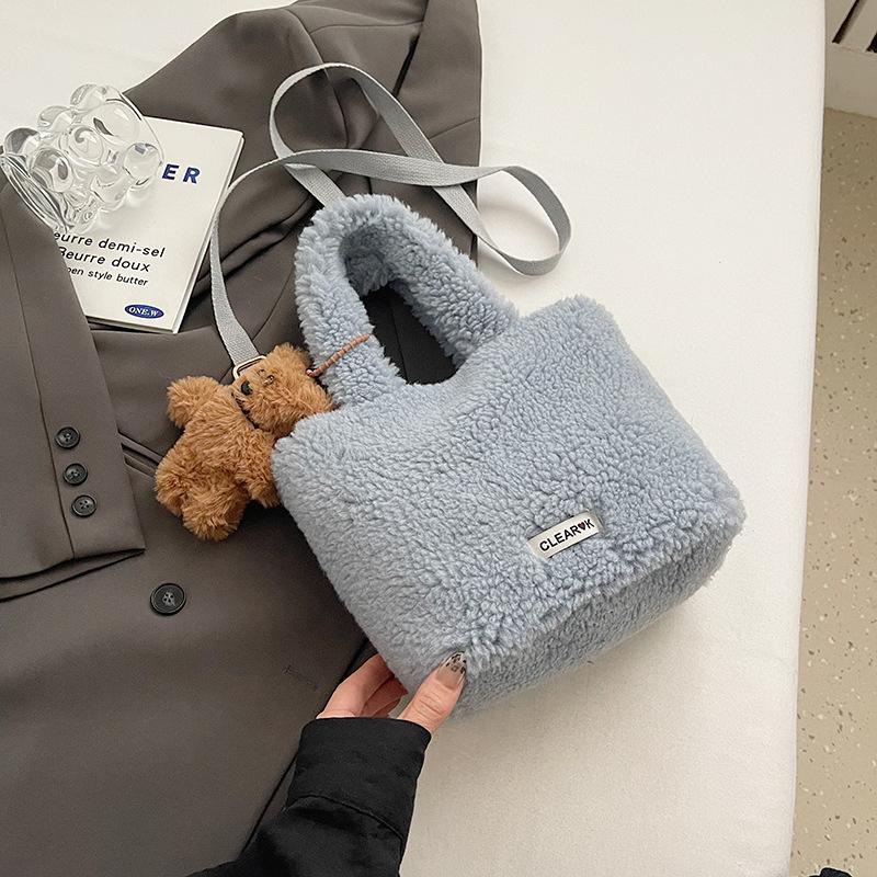 Fashionable Furry Crossbody Bag, Plush Bucket Bag, Hand-held Small Handbag