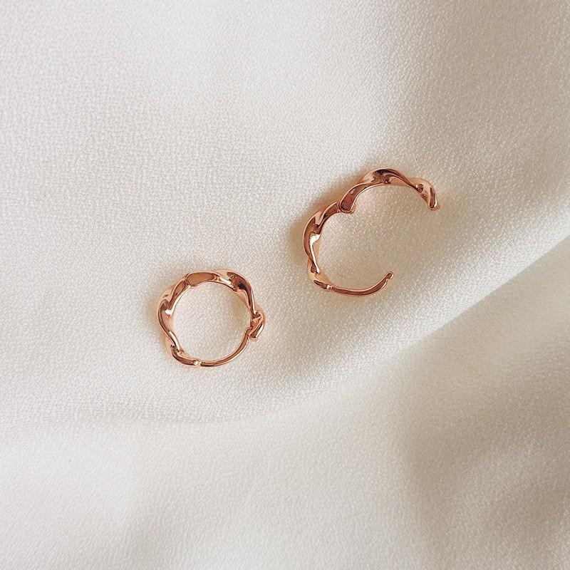 Korean Style Geometric Circle Earrings: Elegant, Versatile Ear Jewelry for Women and Students