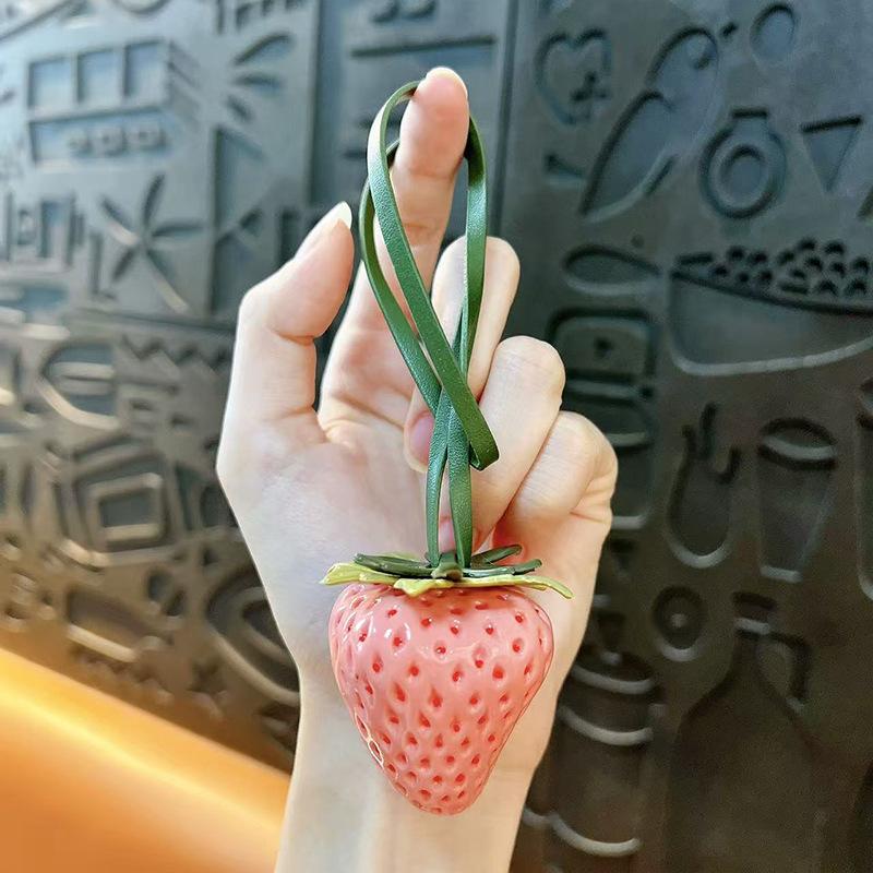 Creative Simulation Strawberry Keychain Women's Bag Pendant Fruit Key Chain Schoolbag Pendant Exquisite Small Gift Wholesale
