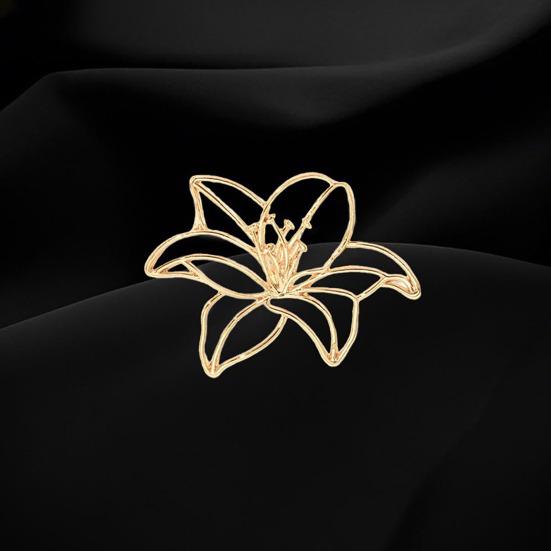 Broche de Aleación para Mujer Forma de Flor de Rosa Hueca Pin de Solapa Trajes Abrigos Bolsos Bufandas Insignia Accesorio Versátil