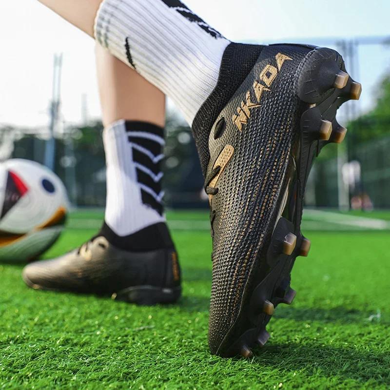 High-quality Professional Soccer Shoes Men Women Fashion Black Golden Football Training Shoes Men Futsal Sneakers Zapatos Futbol