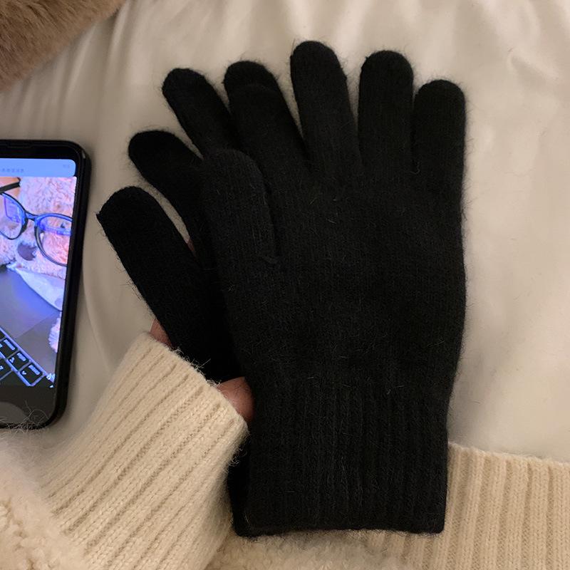 Korean Winter Touchscreen Knitted Gloves - Stylish Windproof Warmth for Women and Students