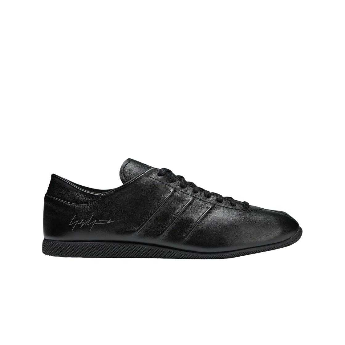 

Y-3 Japan Triple Black 275