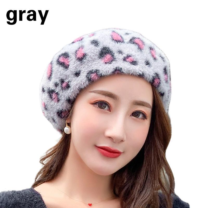 Autumn and Winter Leopard Print Beret Woman Fashion Wild Art Painter Hat Spotted Plush Hats