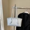 Premium Texture Large-capacity Bag Women's New Fashion Commuter Shoulder Bag Versatile Portable Tote Bag