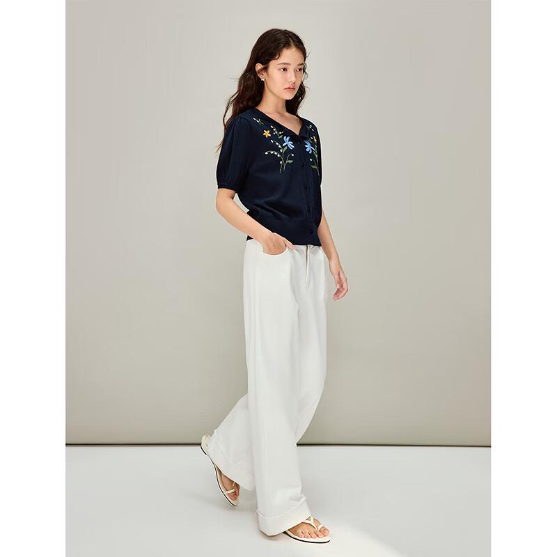 INMAN Women's Floral Embroidered Short-Sleeve Knit Top