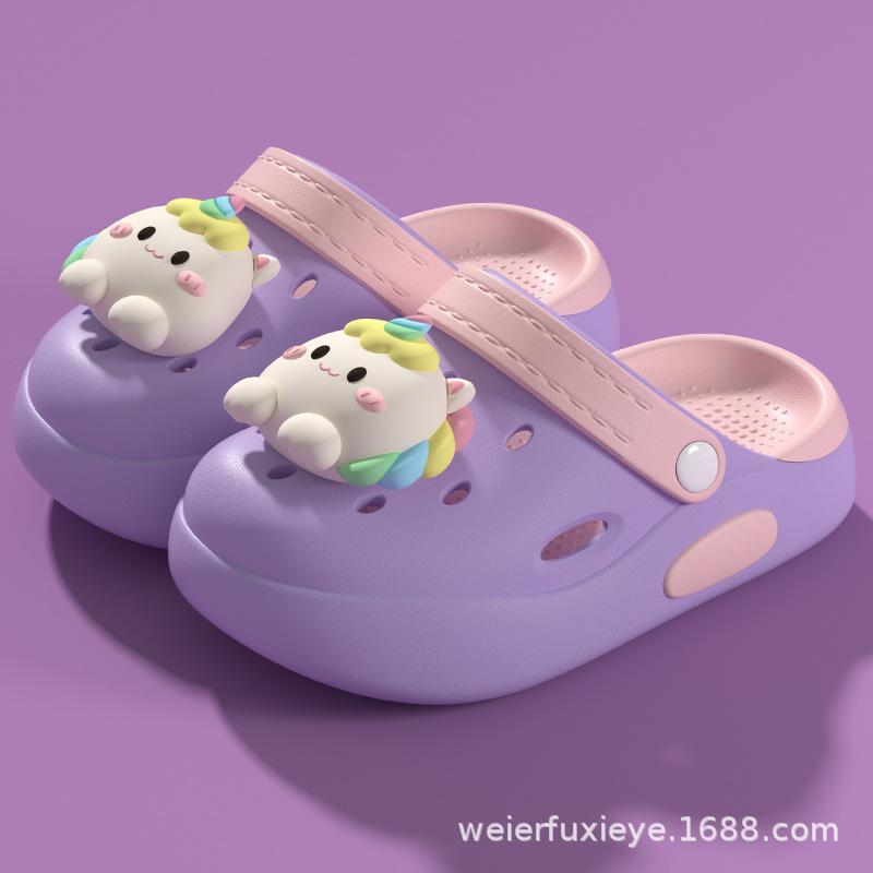 

Children s summer cartoon sandals for boys and girls, suitable for indoor and outdoor wear, with closed toe, non-slip soft sole, and suitable for 13Code【Inner Length12CM