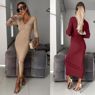 Φθινοπωρινό Ριμπ Φόρεμα με Λαιμόκοψη V και Μακρύ Μανίκι