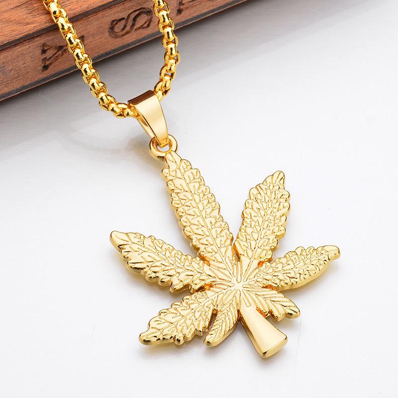 Korean Style Maple Leaf Pendant Necklace: Unisex Fashion Titanium Steel Sweater Chain