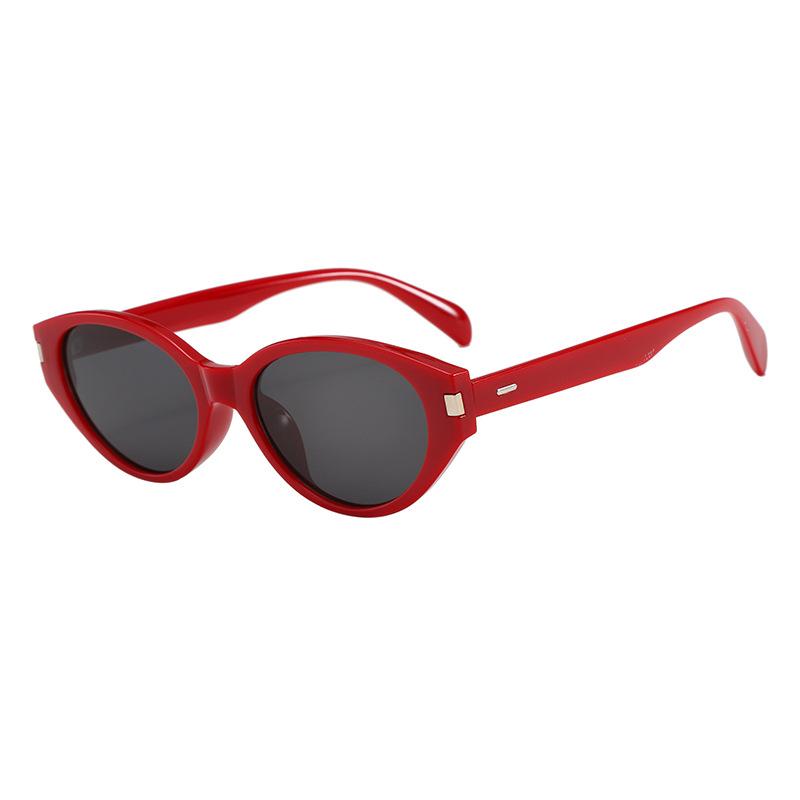 

New Fashion Cat-Eye Sunglasses for Women Retro Narrow-Frame Shades Outdoor Street Photography UV-Protective Eyewear UV400 красный