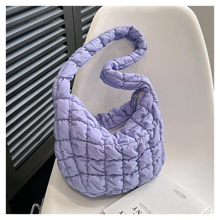 

2023 Новая ручная сумка Cloud Bag, модная мини-универсальная плиссированная сумка большой емкости для подмышек 35x6x28cm