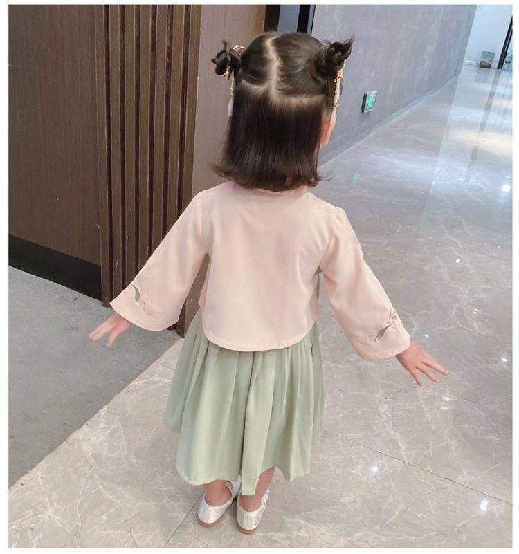 2026 Spring/Autumn Chinese Style Girls' Floral Hanfu Two-Piece Set - Retro Ethnic Costume for Performances