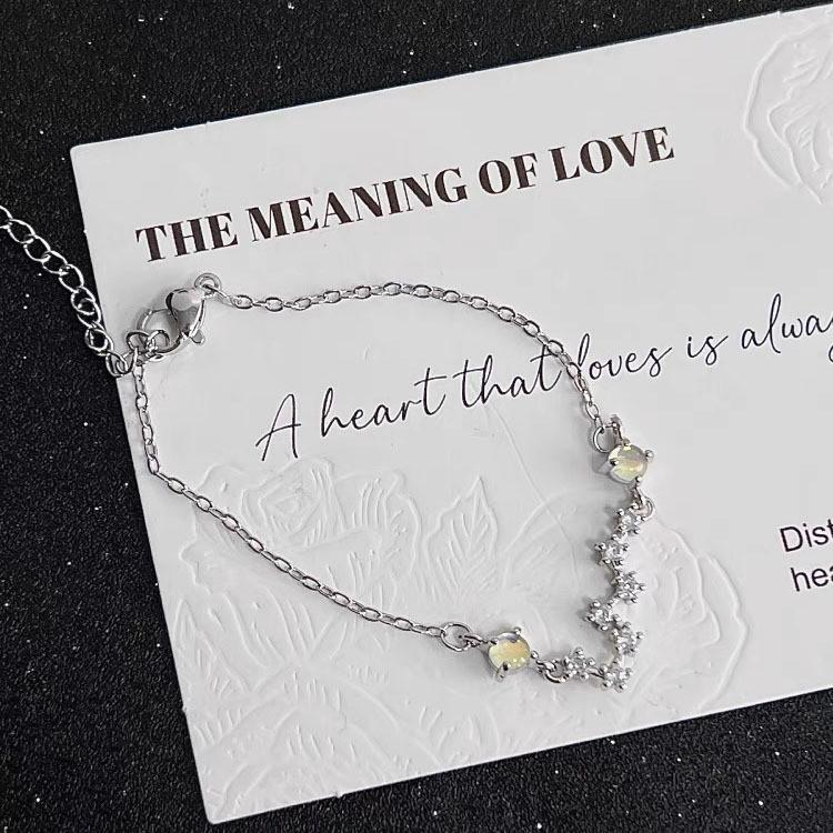 Starry Sophisticated Night Zirconia Bracelet For Women Elegant Copperplated Geometric Hand Jewelry