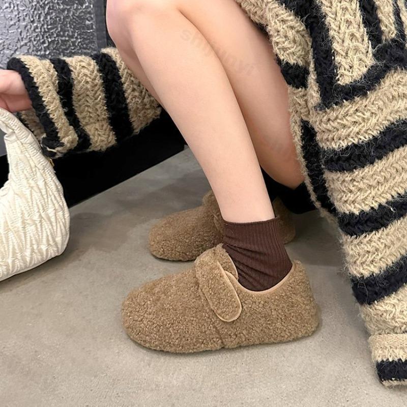 Women Flats Shoes 2026 Autumn Winter Comfort Soft Sole Mary Jane Shoes Outdoor Retro Warm Plush Cotton Shoes Zapatos Mujer