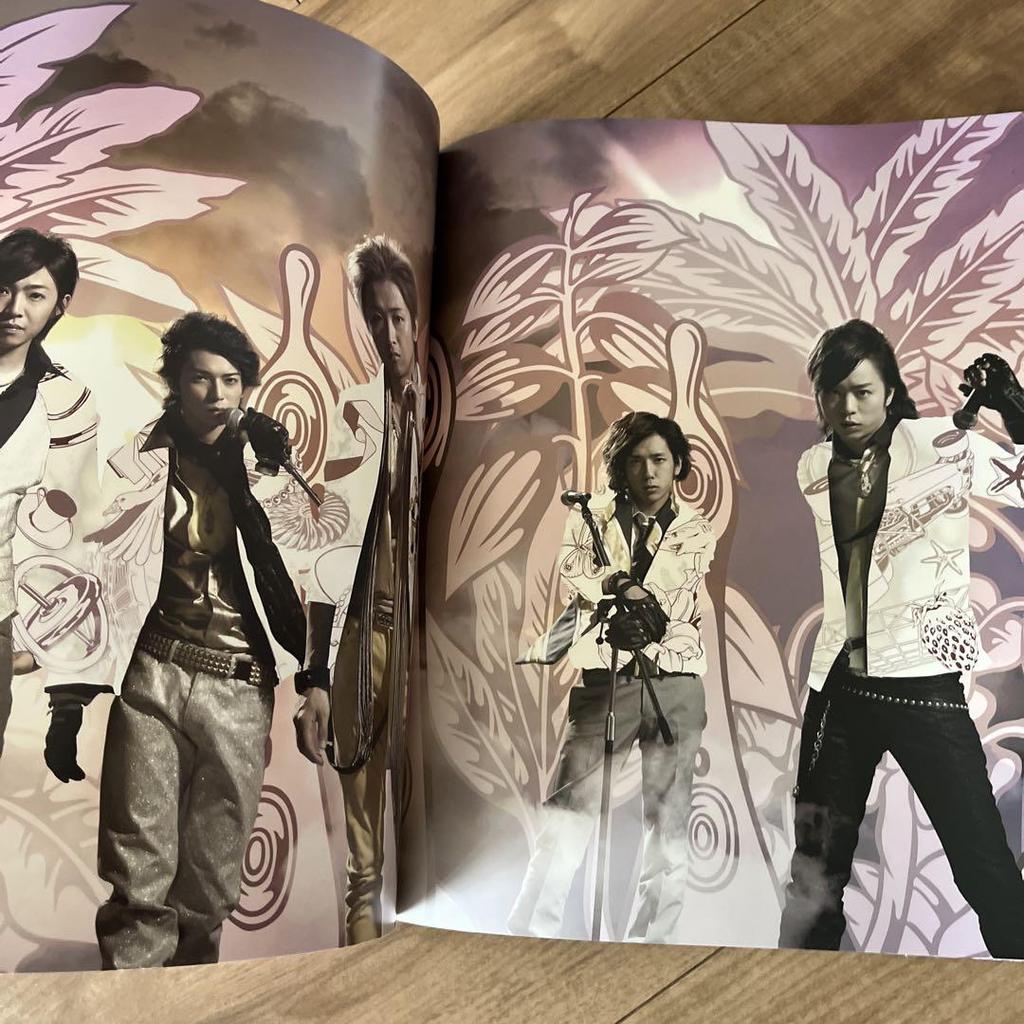 [USED] ARASHI pamphlets, collections, etc.