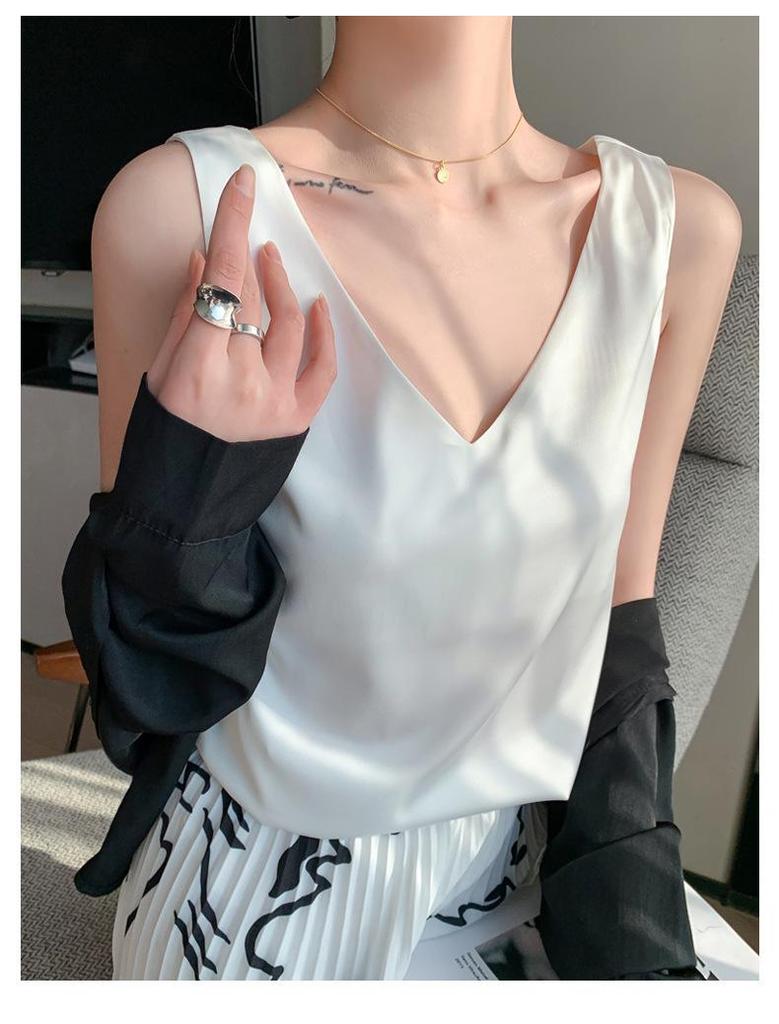 Women's Silk Satin V-neck Acetate Camisole: Ideal Inner Base Layer for Suits, Spring/Summer, Black & White