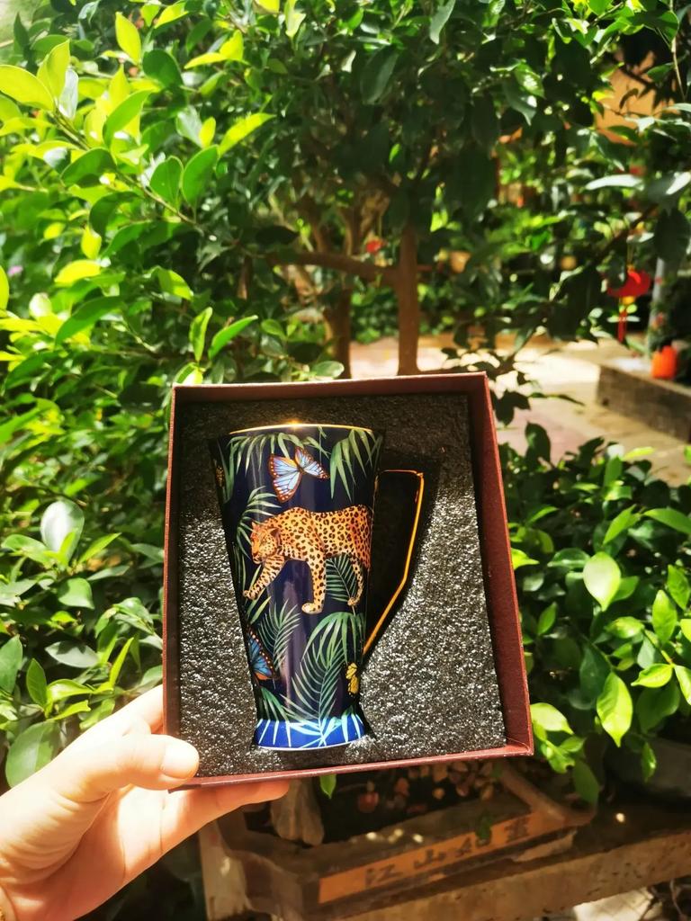 Evropský hrnek Velkoobjemový rohový pohár Hrnky pro páry Šálek na kávu se zlatým okrajem Hrnky Datang Hrnky na kávu