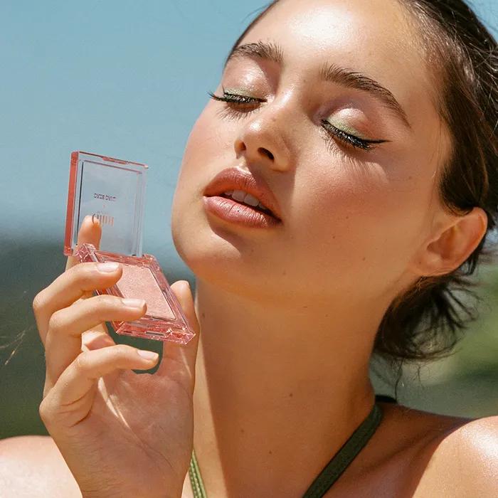 

Highlighter (Мрамор) (Выберите 1 из 4) 09 Sunset Bronze