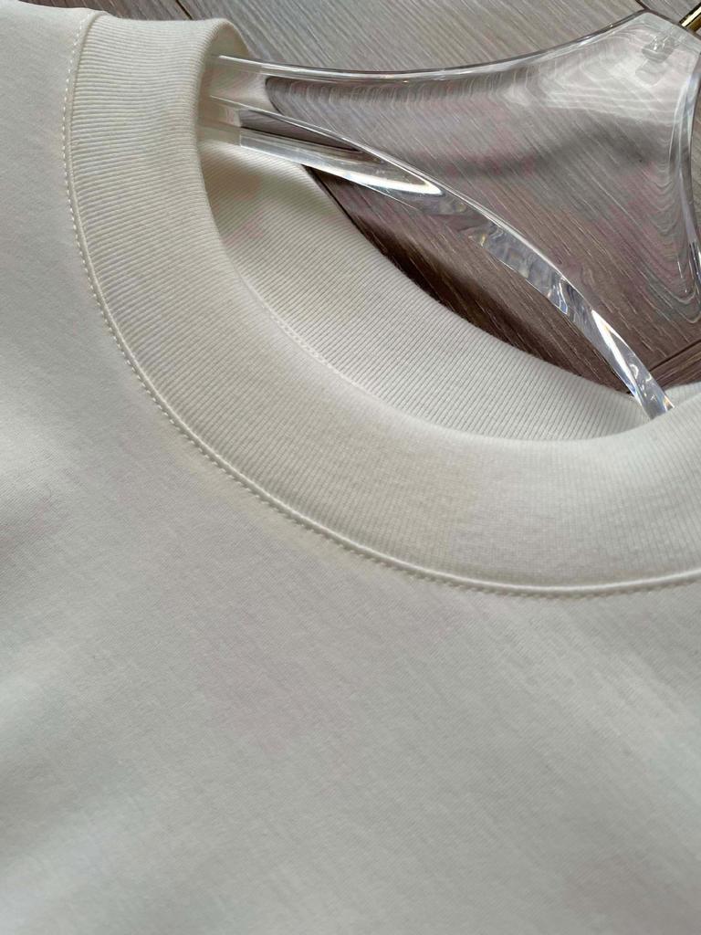 ROW Wind 80-Count High-Density 100% Long-Staple Cotton Round Neck Long-Sleeved T-Shirt - Impeccable Feel and Texture!