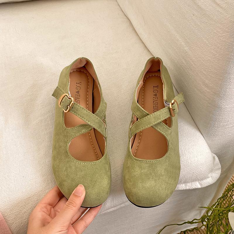Retro Fairy Wind Yellow Flat Bottom Shallow Mouth Single Shoes Female Summer 2025 New with Skirt Inner Height Increase Mary Jane Shoes
