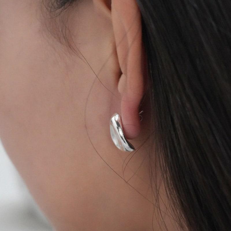 REINDEER GROTTO EARRING 09