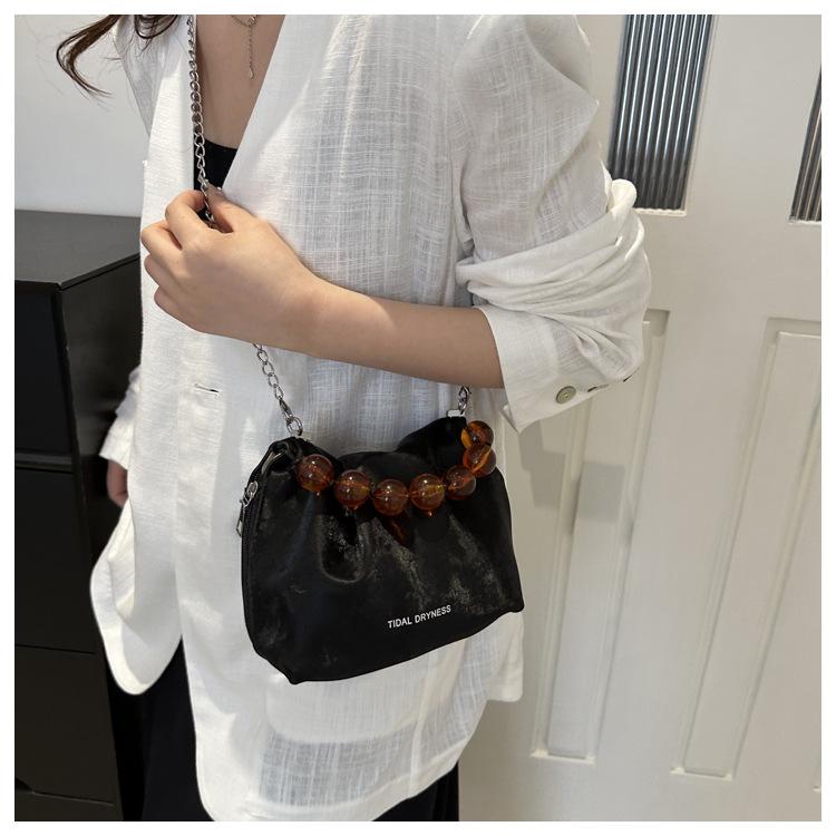 New Chinese Bag 2025 New Trendy Fashion Niche Underarm Bag Versatile Chain Women's Crossbody Portable Cloud Bag