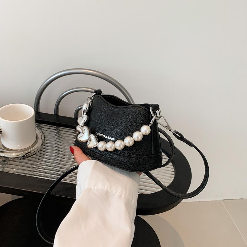 Women's Shoulder Bag  Summer New Fashion Love Pearl Mini Handbags Luxury Versatile Crossbody Small Bags for Party