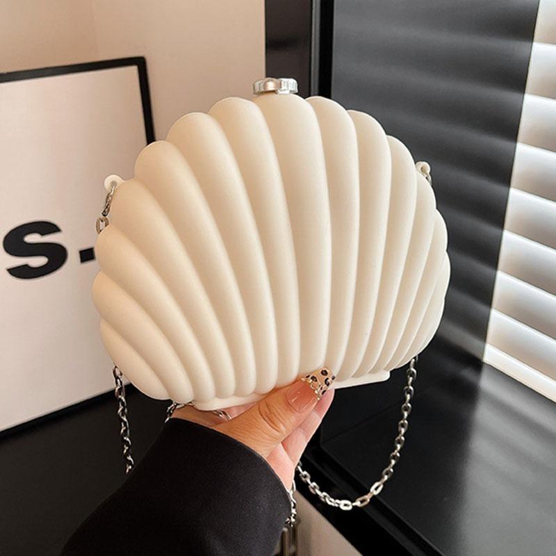 Stylish and simple glossy metal scallop chain acrylic bag, new shoulder crossbody shell bag